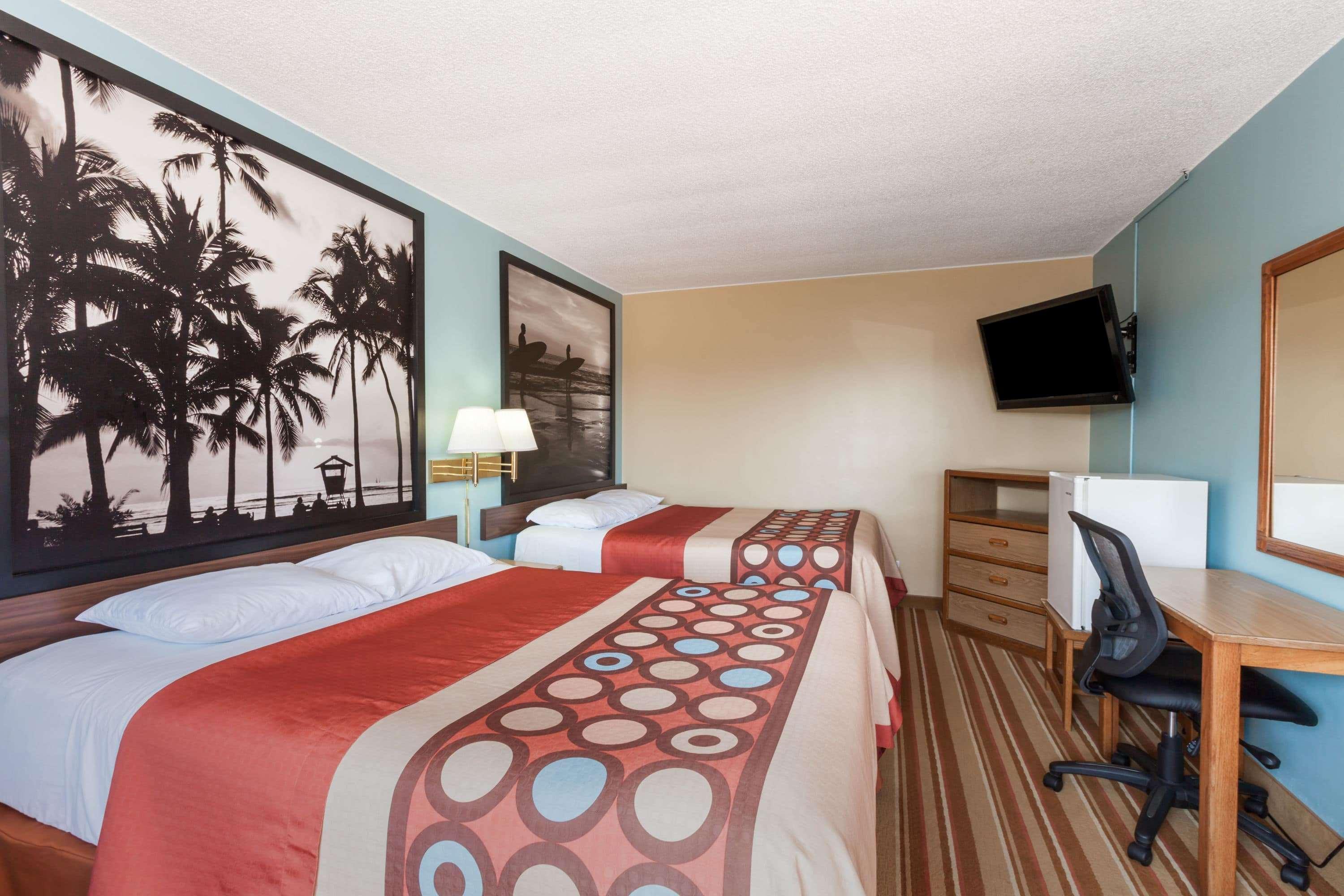 Super 8 By Wyndham Santa Barbara/Goleta Hotell Exteriör bild